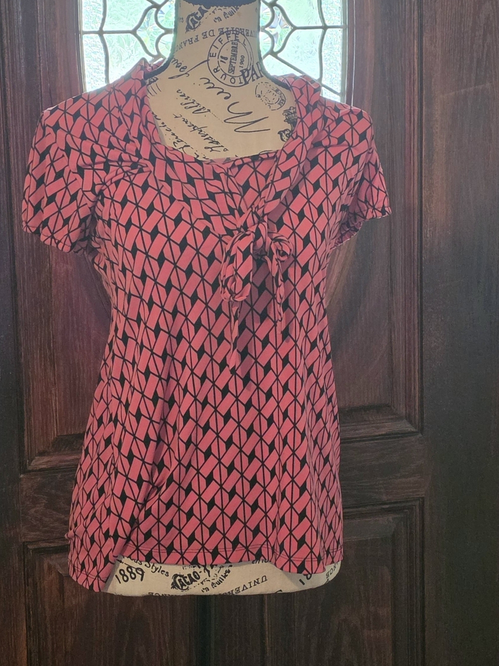 Maurices Women's Pink Geometric Tie-Neck Top Medium